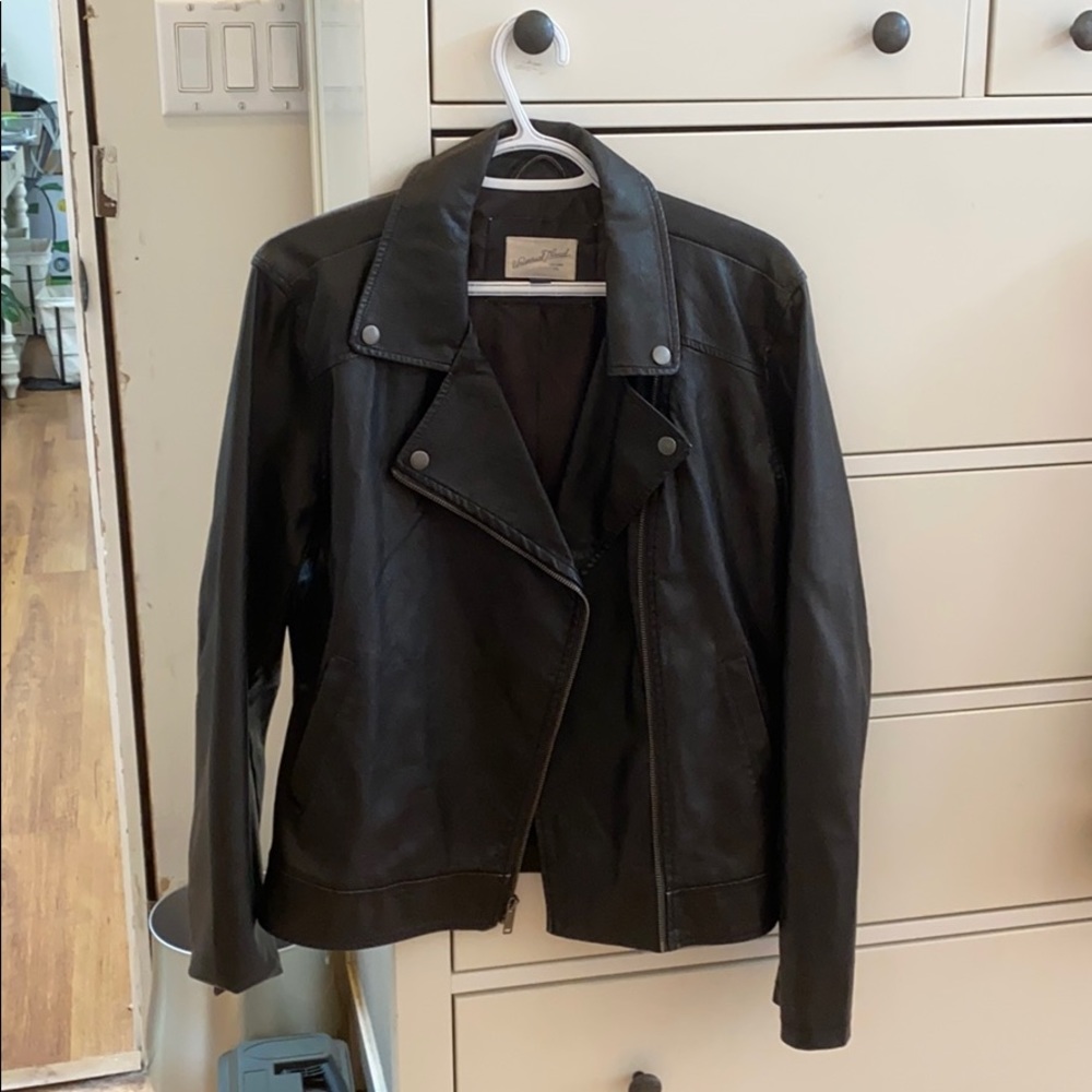 Faux leather jacket, perfect for fall!